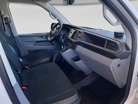 Volkswagen Transporter 11 of 17
