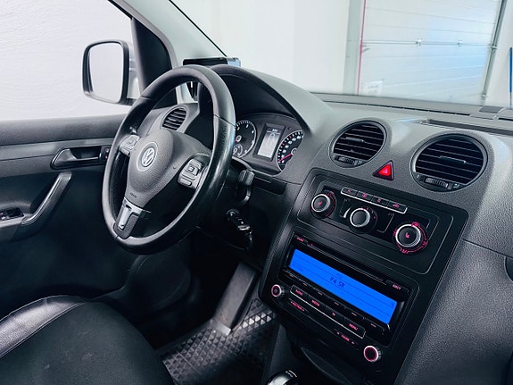 Volkswagen Caddy Maxi 5 of 5