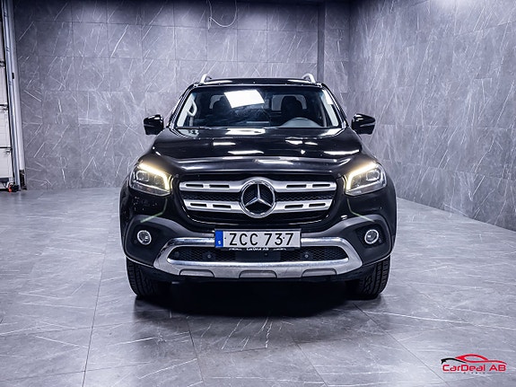 Mercedes-Benz X250 d 2 of 30
