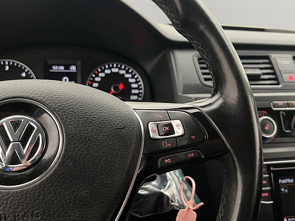 Volkswagen Caddy 19 of 30