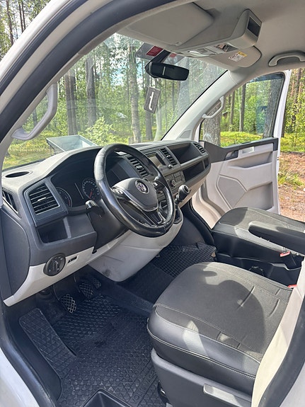 Volkswagen Transporter 4 of 5