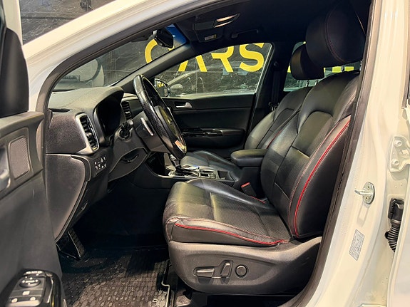 Kia Sportage 17 of 30