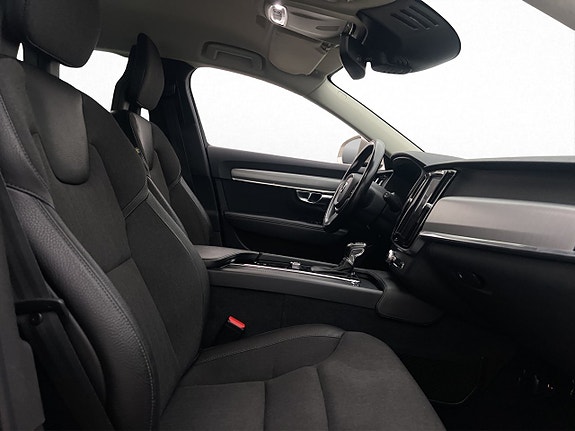 Volvo V90 27 of 30