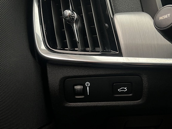Volvo V90 15 of 30