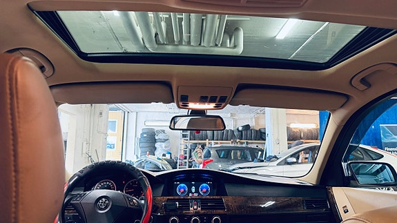 BMW 525d 23 of 30
