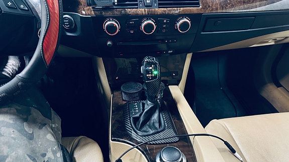 BMW 525d 13 of 30