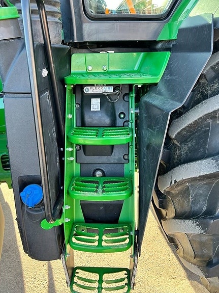 John Deere 7290 R 13 of 22