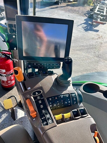 John Deere 7290 R 16 of 22