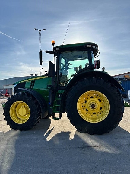 John Deere 7290 R 7 of 22