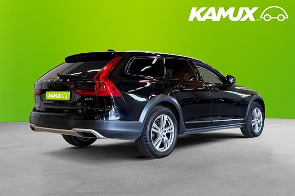 Volvo V90 Cross Country 4 of 5