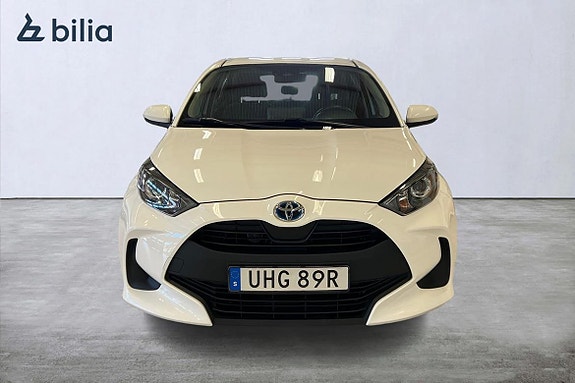 Toyota Yaris 5 of 5
