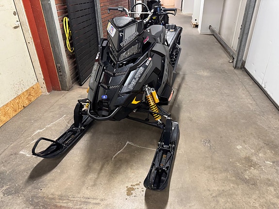 Polaris SKS 800 155 ELSTART / PIDD / ÖHLINS 2 of 10