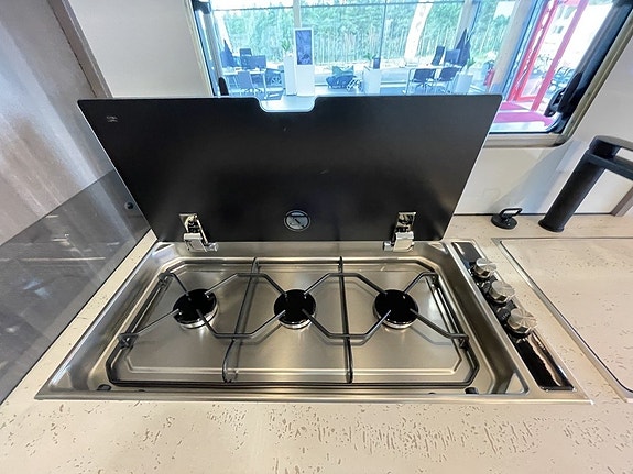 Kabe Estate 560 GLE KS /ALDE/Långbäddar/Året runt standard/2495kr/månad 15 of 17