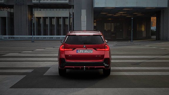 BMW X1 3 of 5