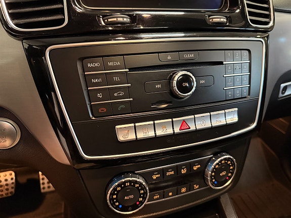 Mercedes-Benz GLE250 d 21 of 24