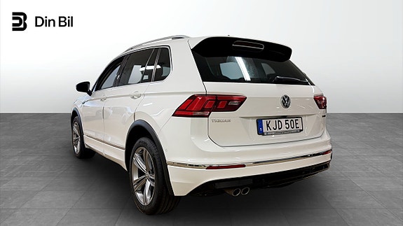 Volkswagen Tiguan 3 of 16