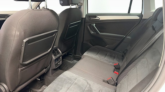 Volkswagen Tiguan 11 of 14