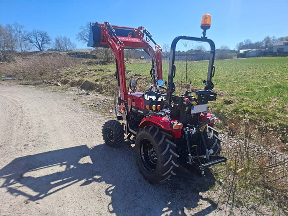 Kompakttraktor minitraktor Captain 263 4WD Steg5 4 of 12