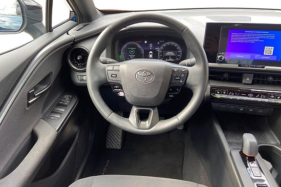 Toyota C-HR 10 of 20