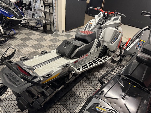 Ski-Doo FREERIDE 850 E-TEC ELSTART 146 8 of 9