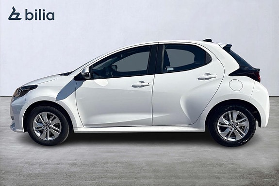 Toyota Yaris 4 of 5