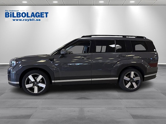Hyundai Santa Fe 2 of 10