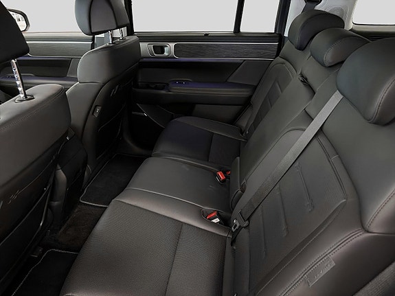 Hyundai Santa Fe 9 of 10