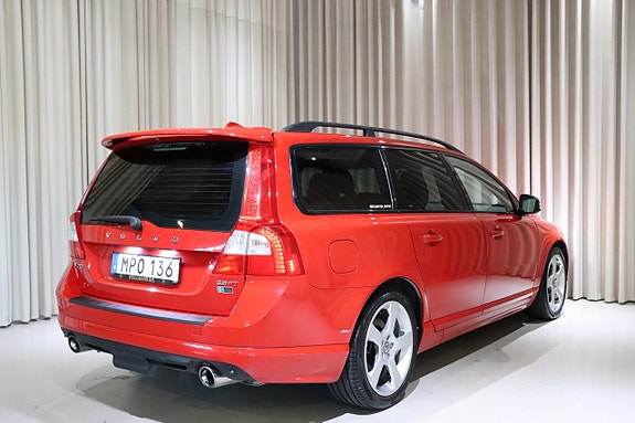 Volvo V70 12 of 27