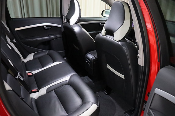 Volvo V70 13 of 27