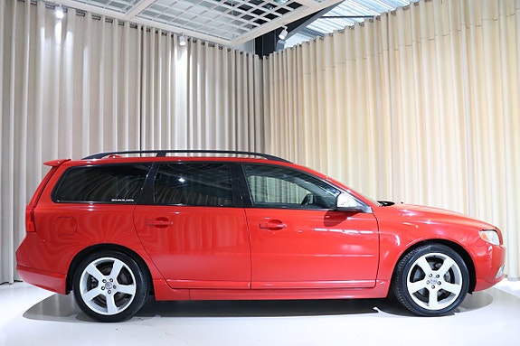 Volvo V70 4 of 27