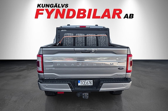 Ford F-150 4 of 5