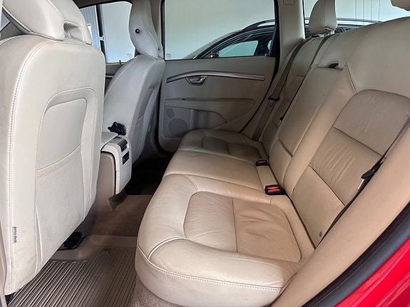 Volvo V70 8 of 8