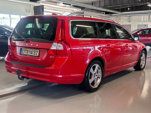 Volvo V70 5 of 8