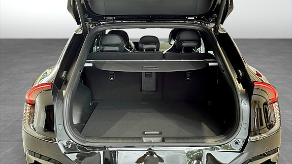 Kia EV6 10 of 18