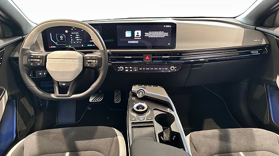 Kia EV6 4 of 18