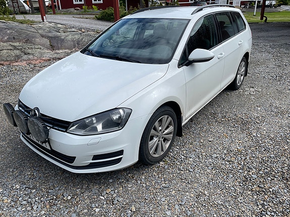 Volkswagen Golf VII 6 of 13