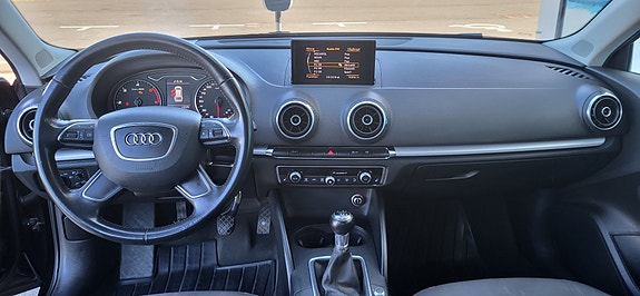 Audi A3 4 of 30