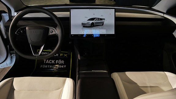 Tesla Model 3 9 of 25