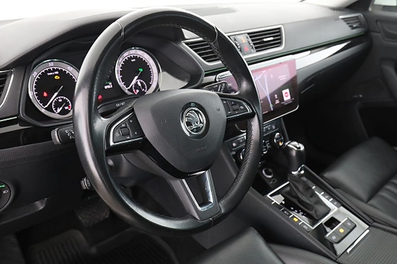 Skoda Superb 12 of 30
