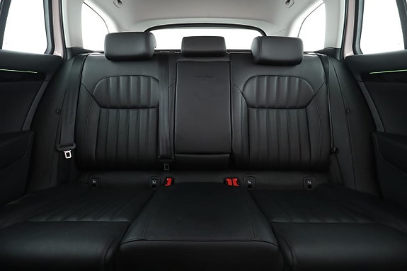 Skoda Superb 16 of 30