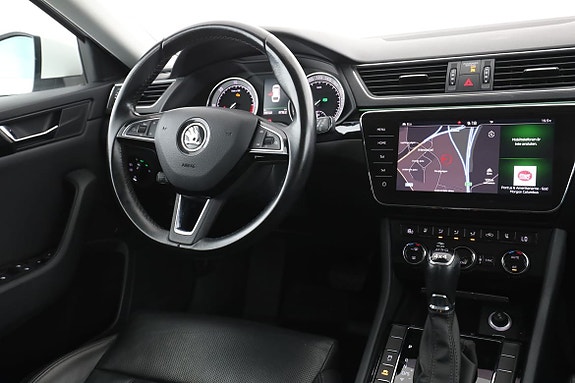 Skoda Superb 14 of 30