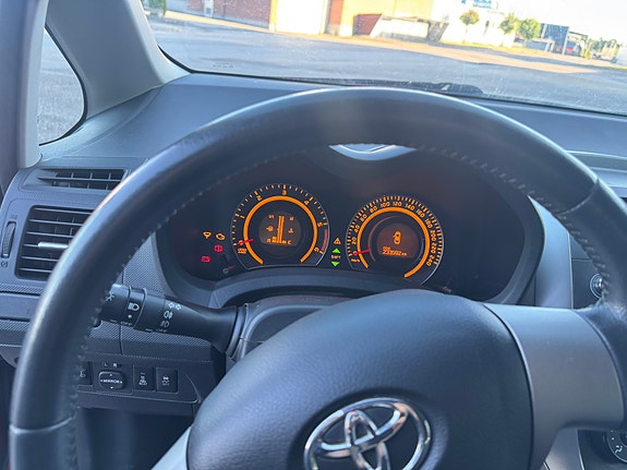 Toyota Auris 9 of 10