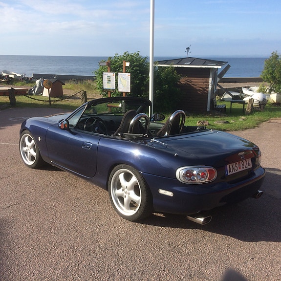 Mazda MX-5 3 of 3