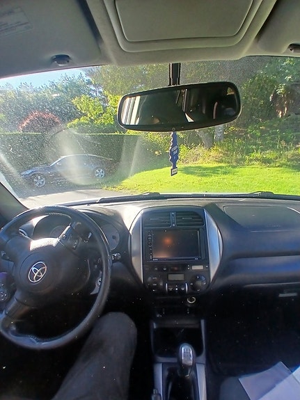 Toyota RAV4 5 of 7