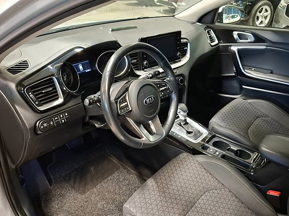 Kia Ceed 12 of 30