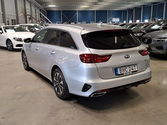 Kia Ceed 4 of 5