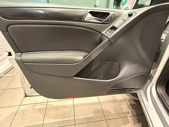 Volkswagen Golf I 7 of 12