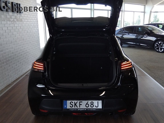 Peugeot 208 6 of 16