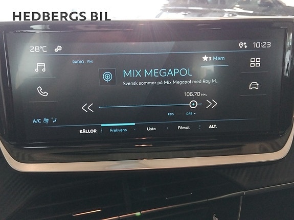 Peugeot 208 15 of 16