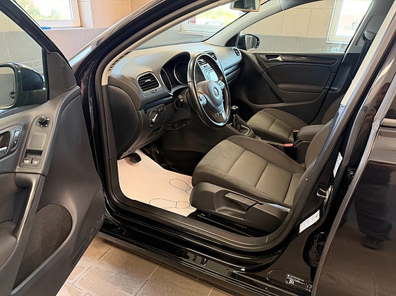 Volkswagen Golf VI 8 of 15